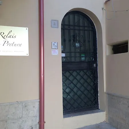 Relais La Pretura Bed & Breakfast 4*