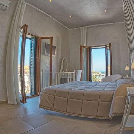 Bed & Breakfast Relais La Pretura 4*