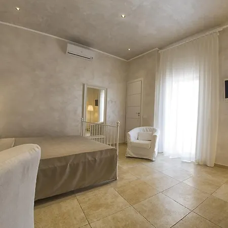 Relais La Pretura Bed and Breakfast Βιέστε