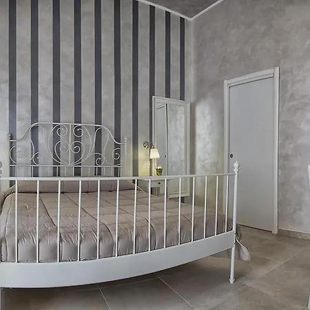 Relais La Pretura Βιέστε