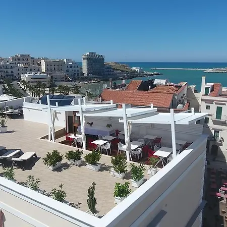 Relais La Pretura Bed and Breakfast Βιέστε